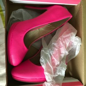 Hot Pink Pumps